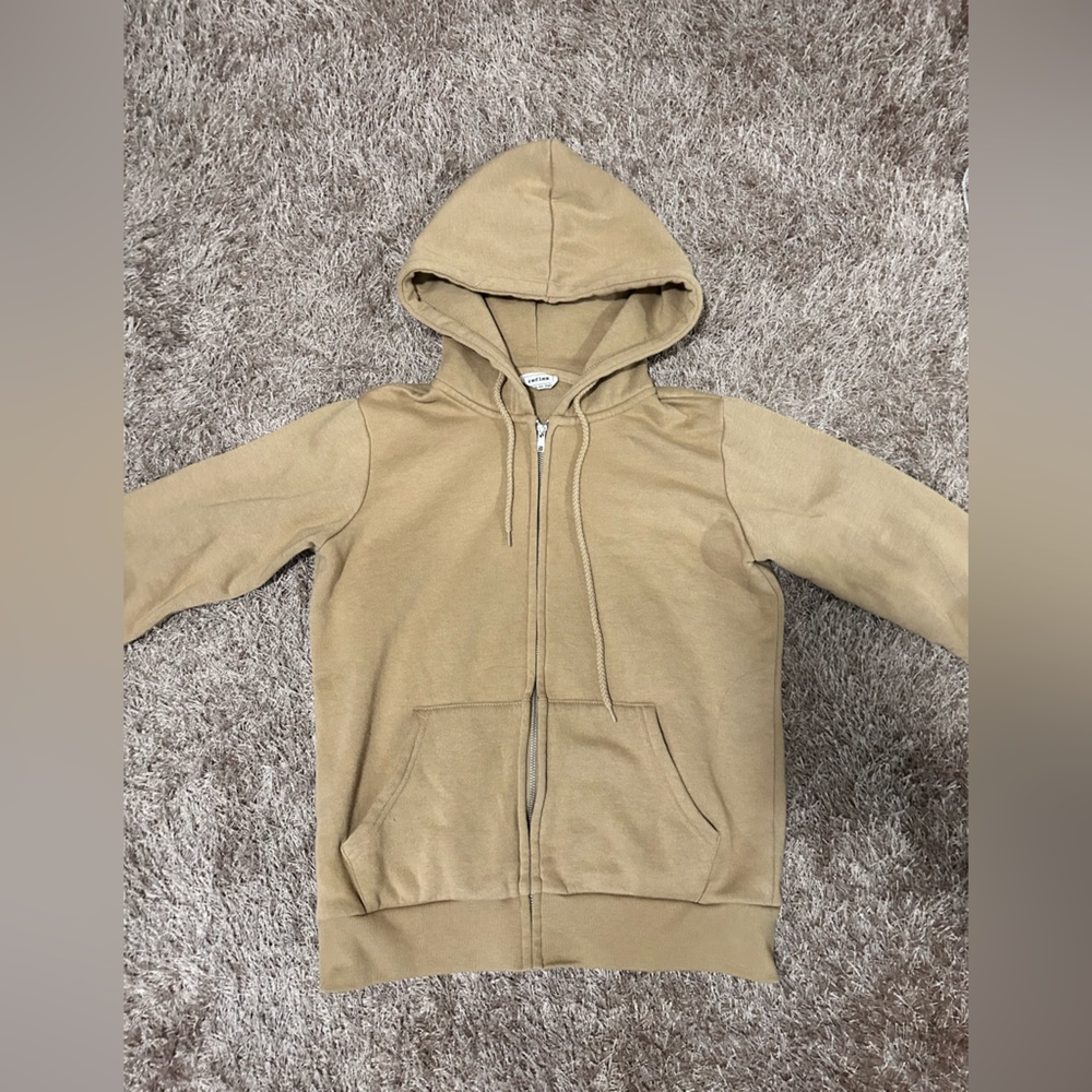 Khaki Sweater with hoodie